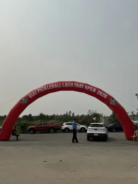 PREUS đổ bộ ” chảo lửa ” Lạch Tray