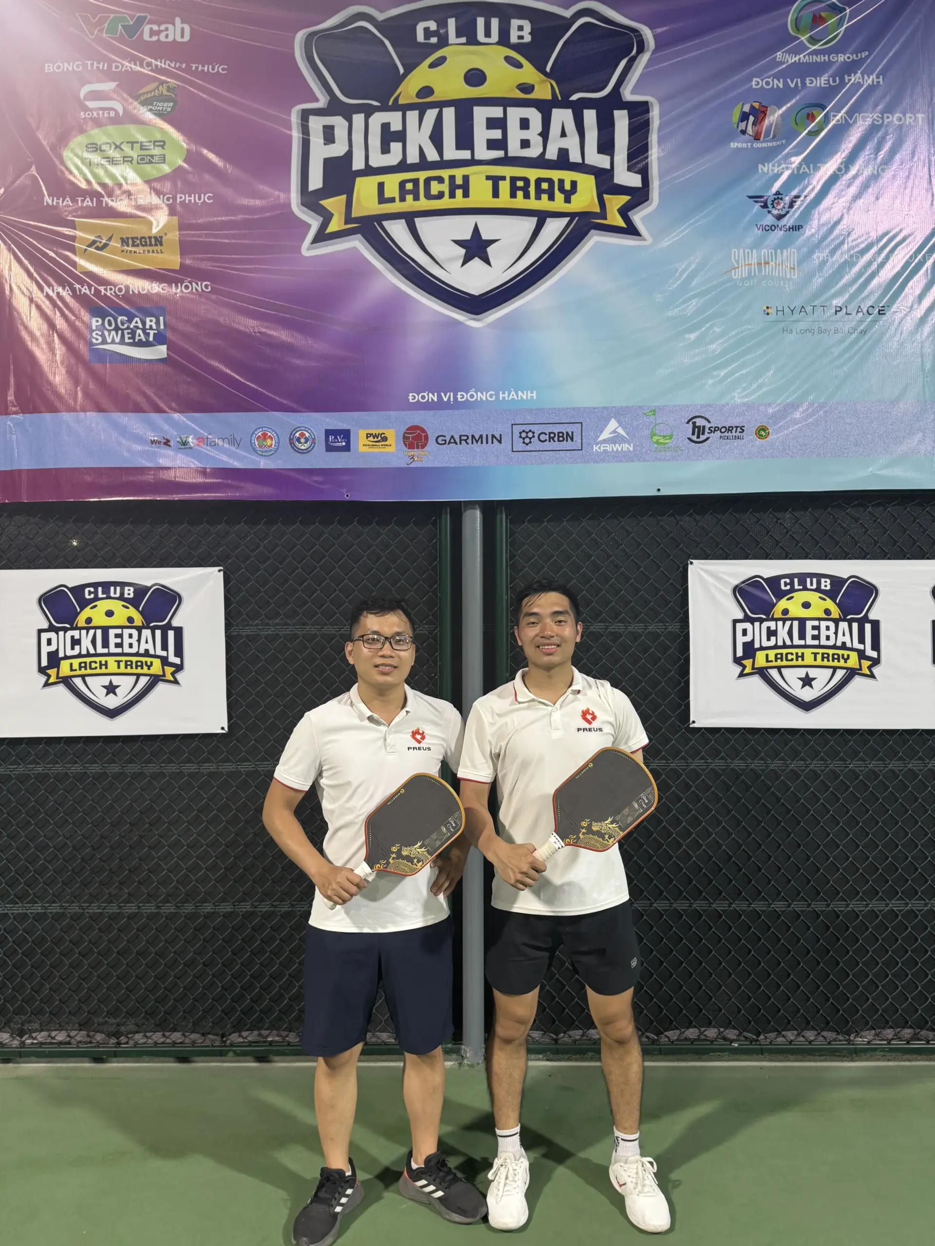 PREUS đổ bộ ” chảo lửa ” Lạch Tray